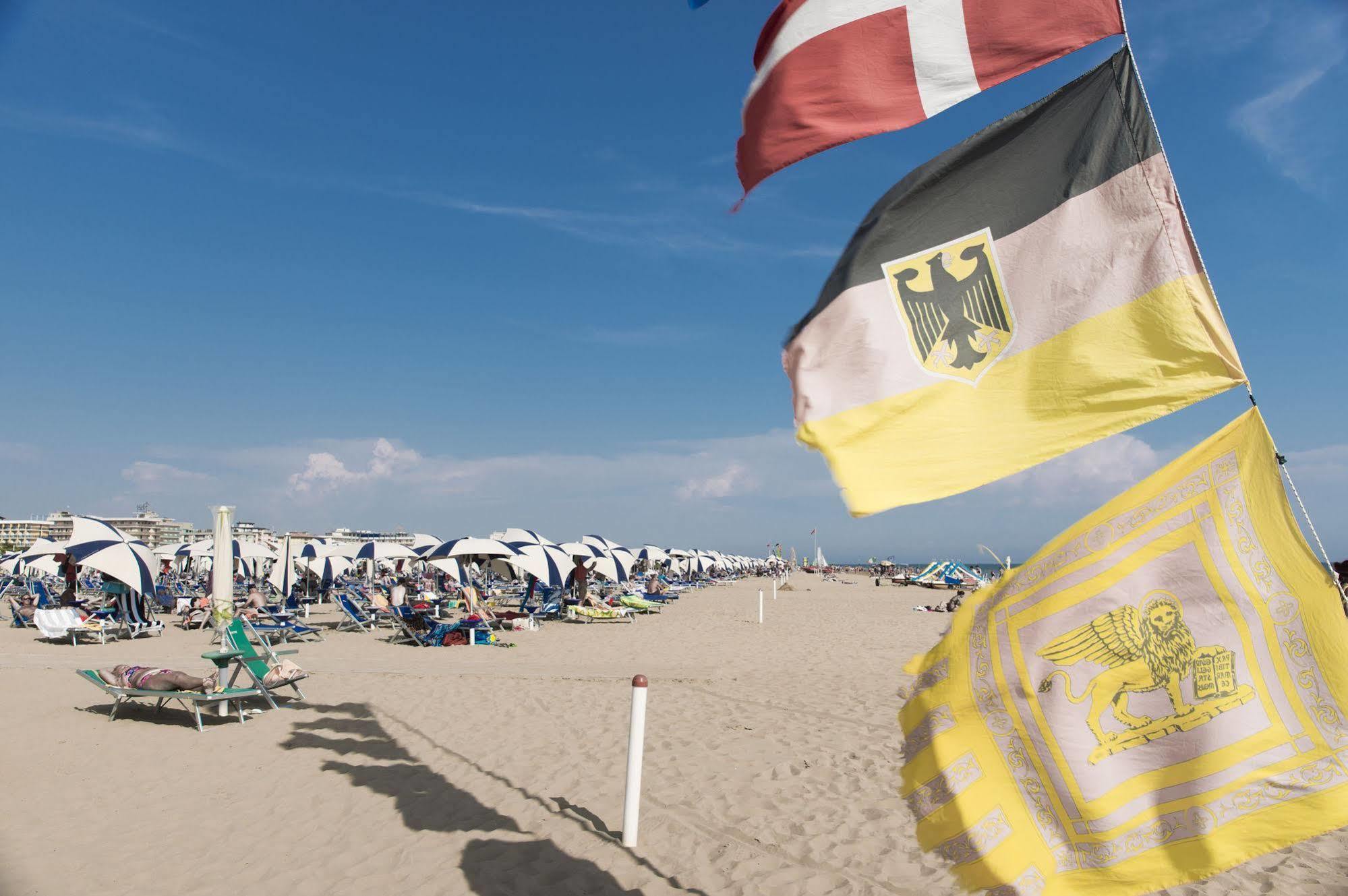 Princess Aparthotel Bibione Exterior foto